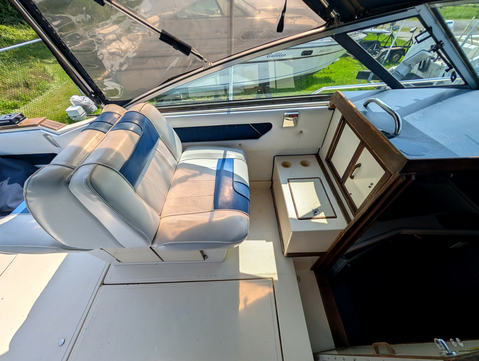 1987 Sea Ray 270 Amberjack