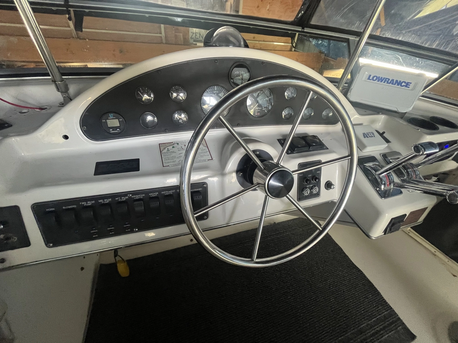 1995 Striper 3587