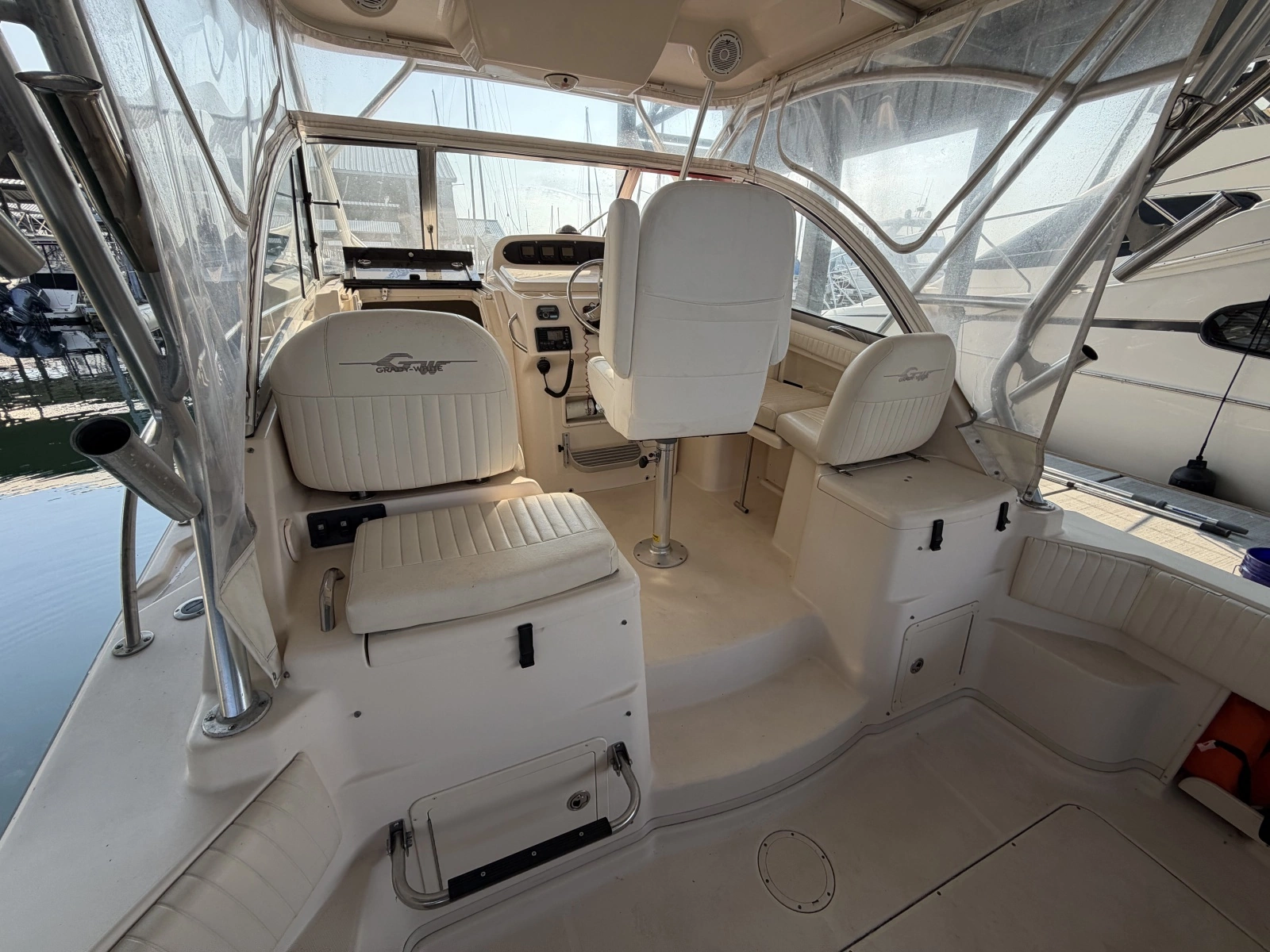 2007 Grady-White Express 305