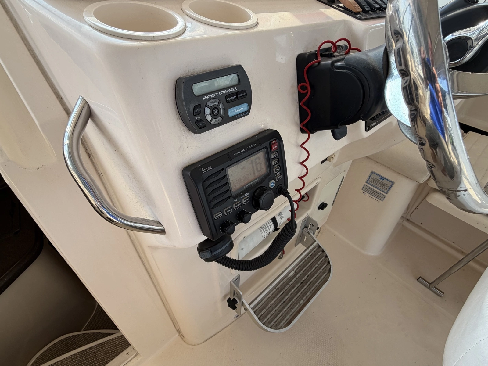 2007 Grady-White Express 305
