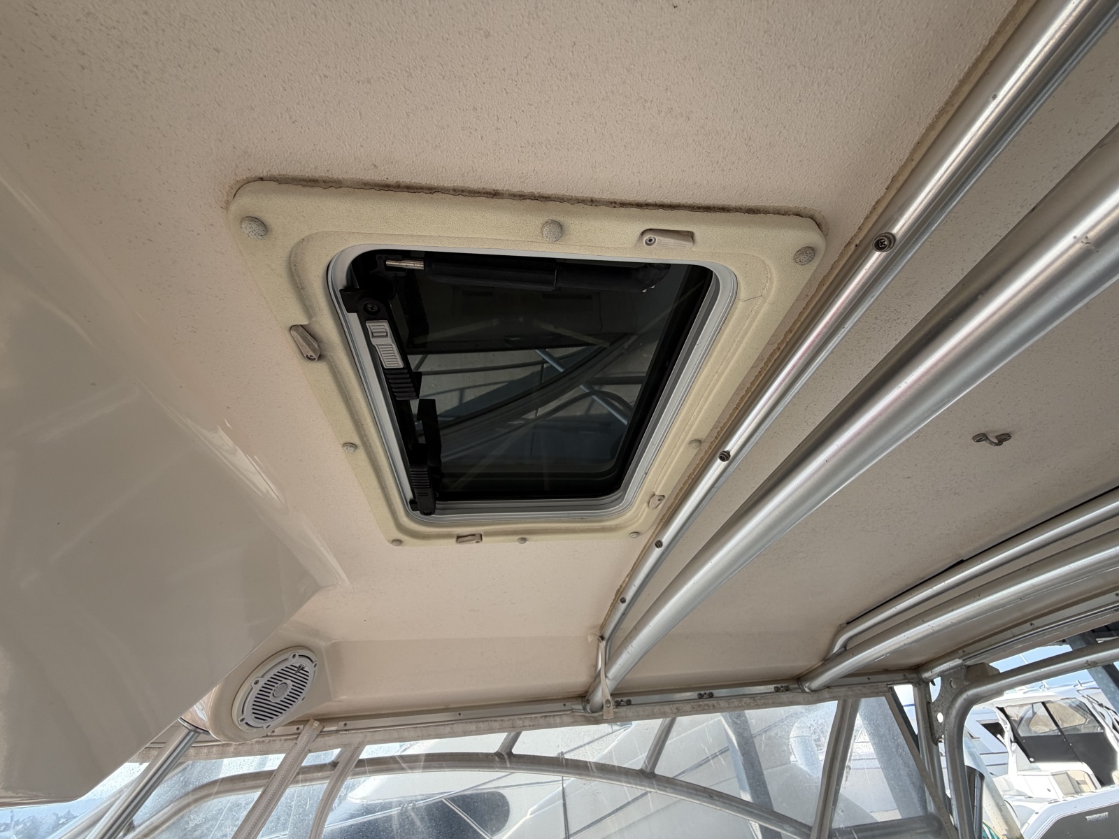 2007 Grady-White Express 305