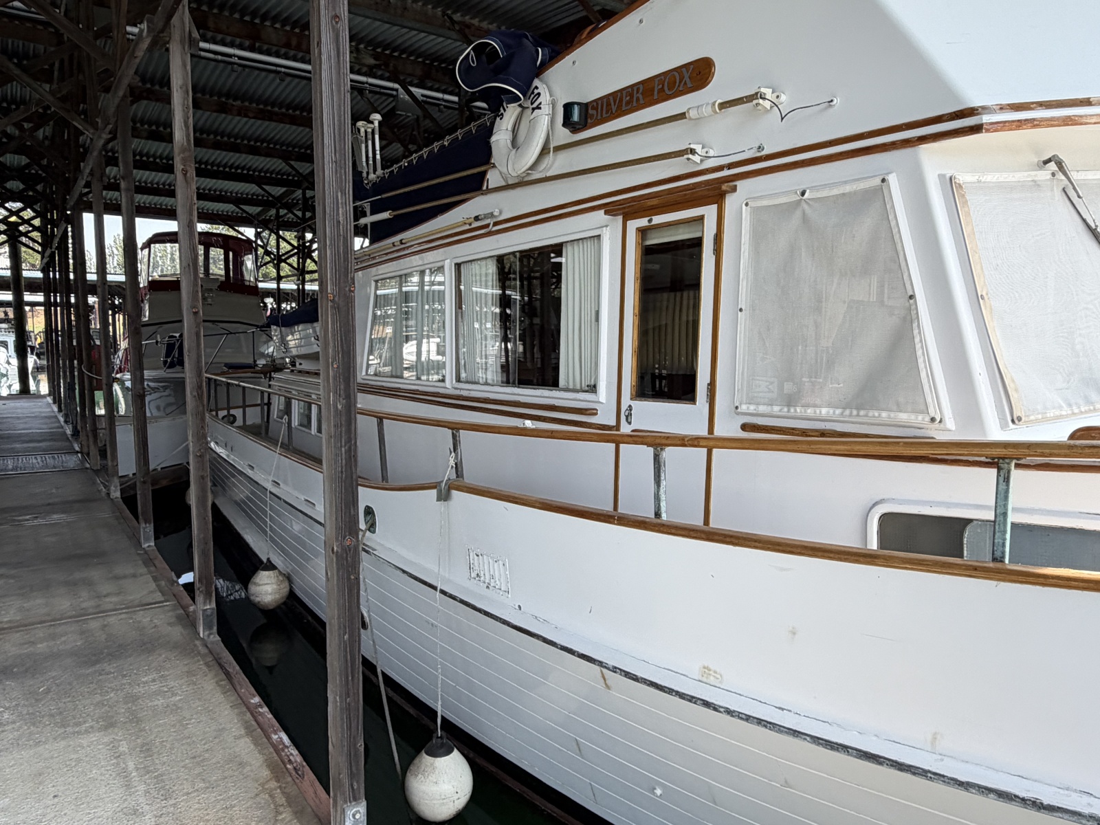 1969 Grand Banks 42 Classic