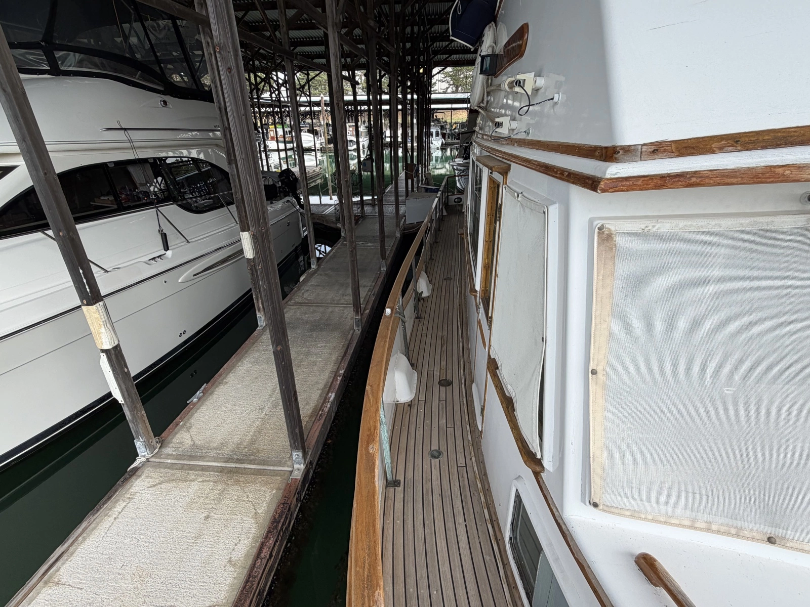 1969 Grand Banks 42 Classic