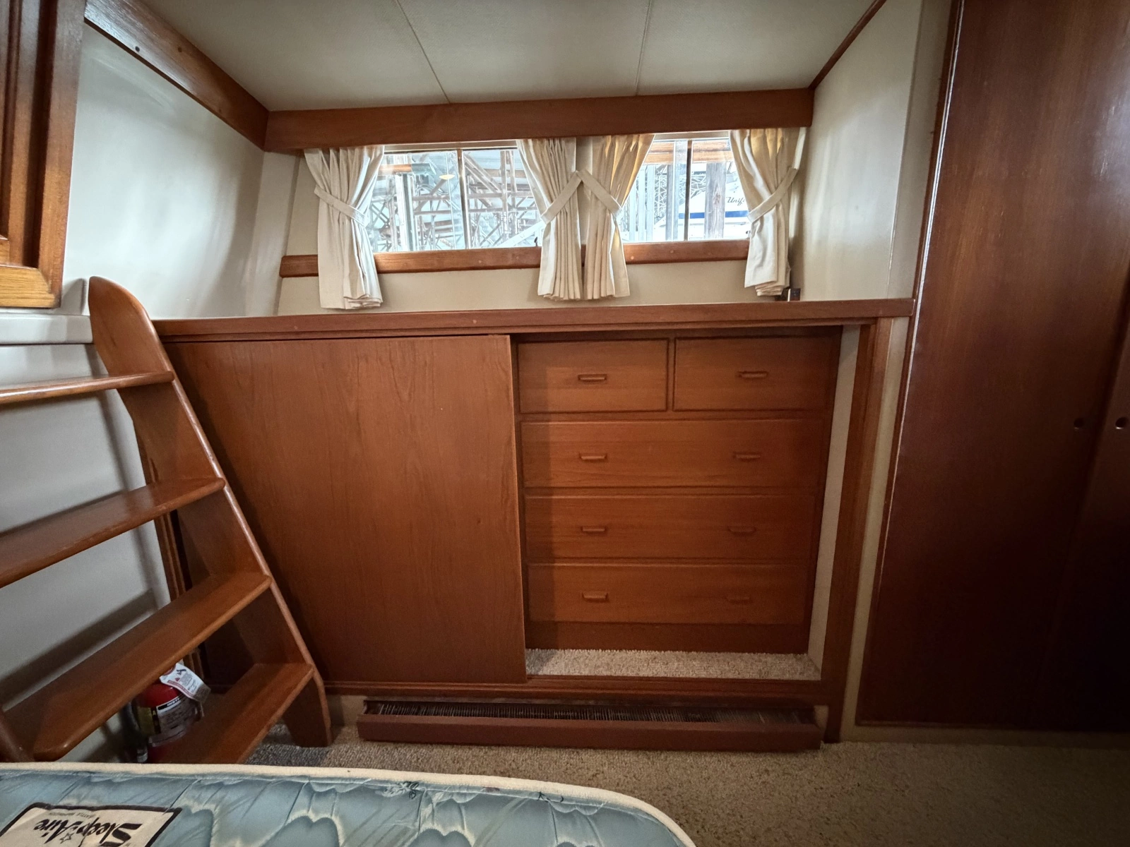 1969 Grand Banks 42 Classic
