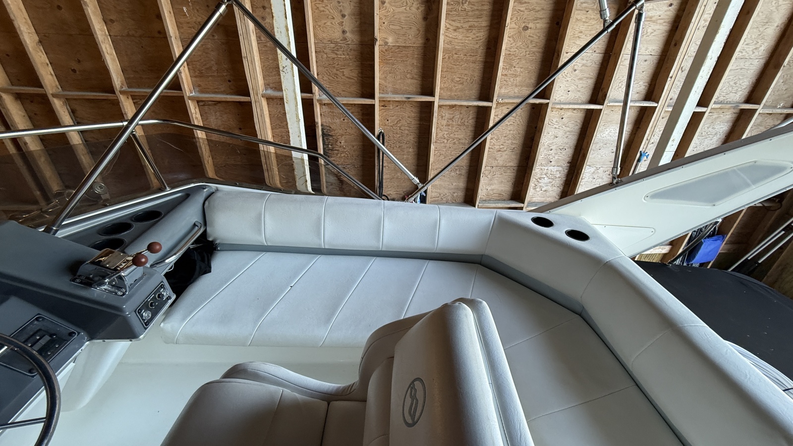 1992 Bayliner 3688 Motoryacht