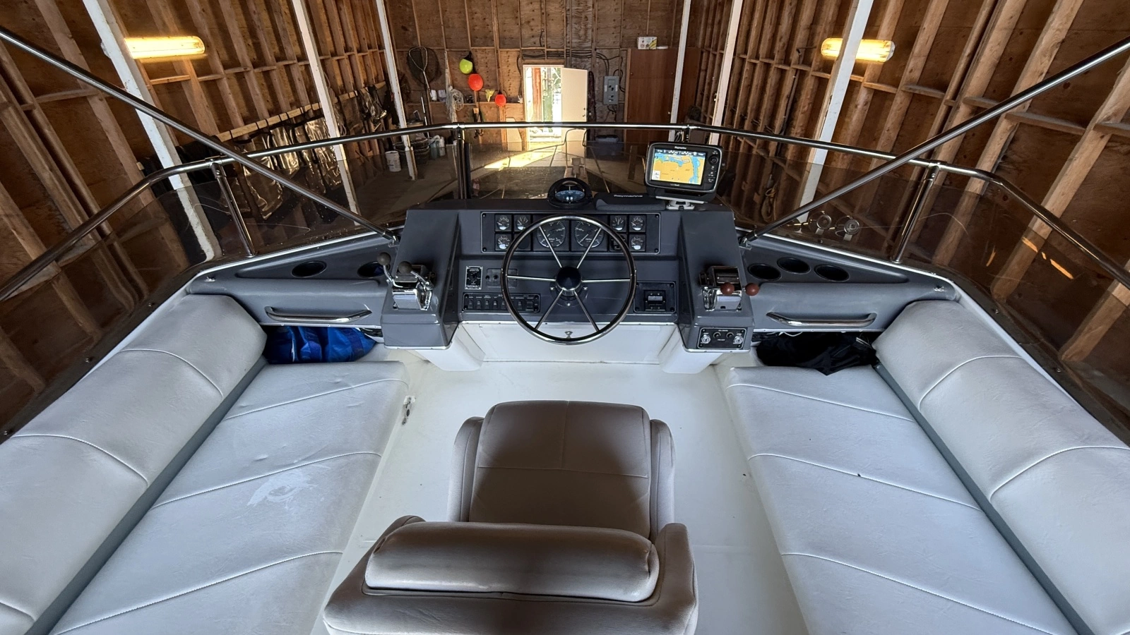 1992 Bayliner 3688 Motoryacht