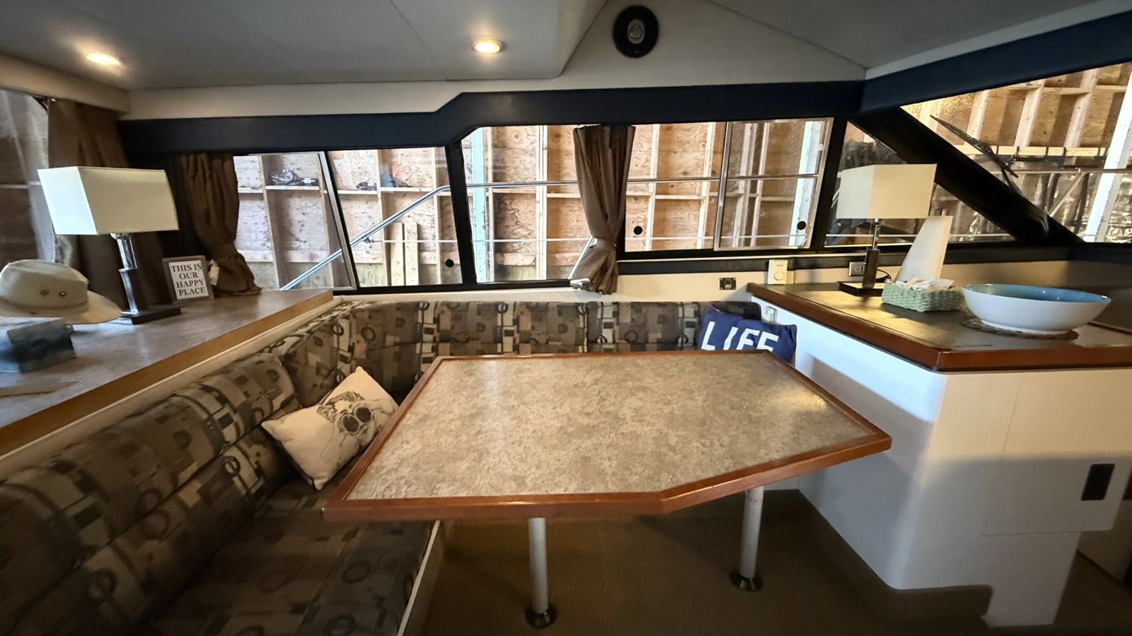 1992 Bayliner 3688 Motoryacht