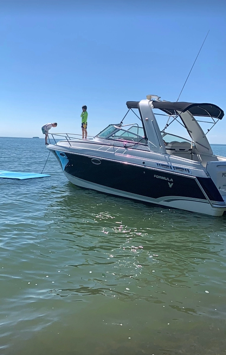 2009 Formula  27 Performance Cruiser
