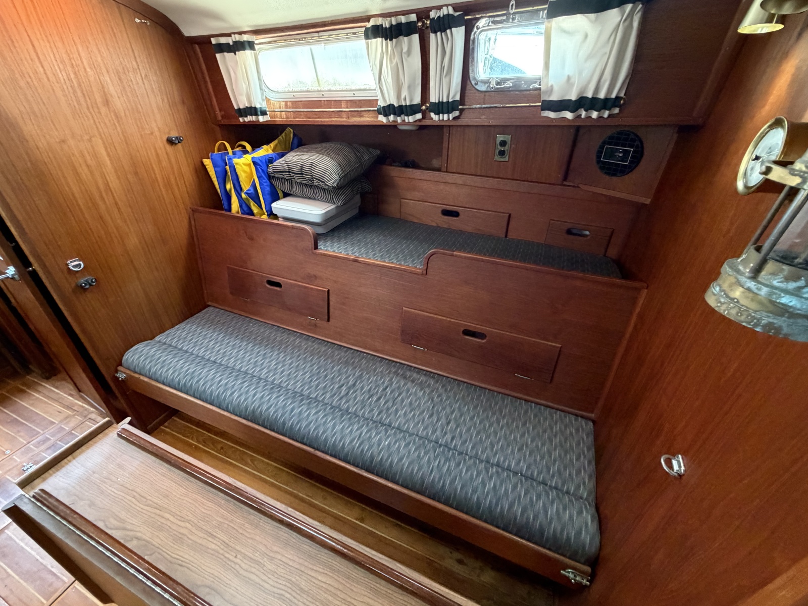 1977 Allied Mistress MKIII