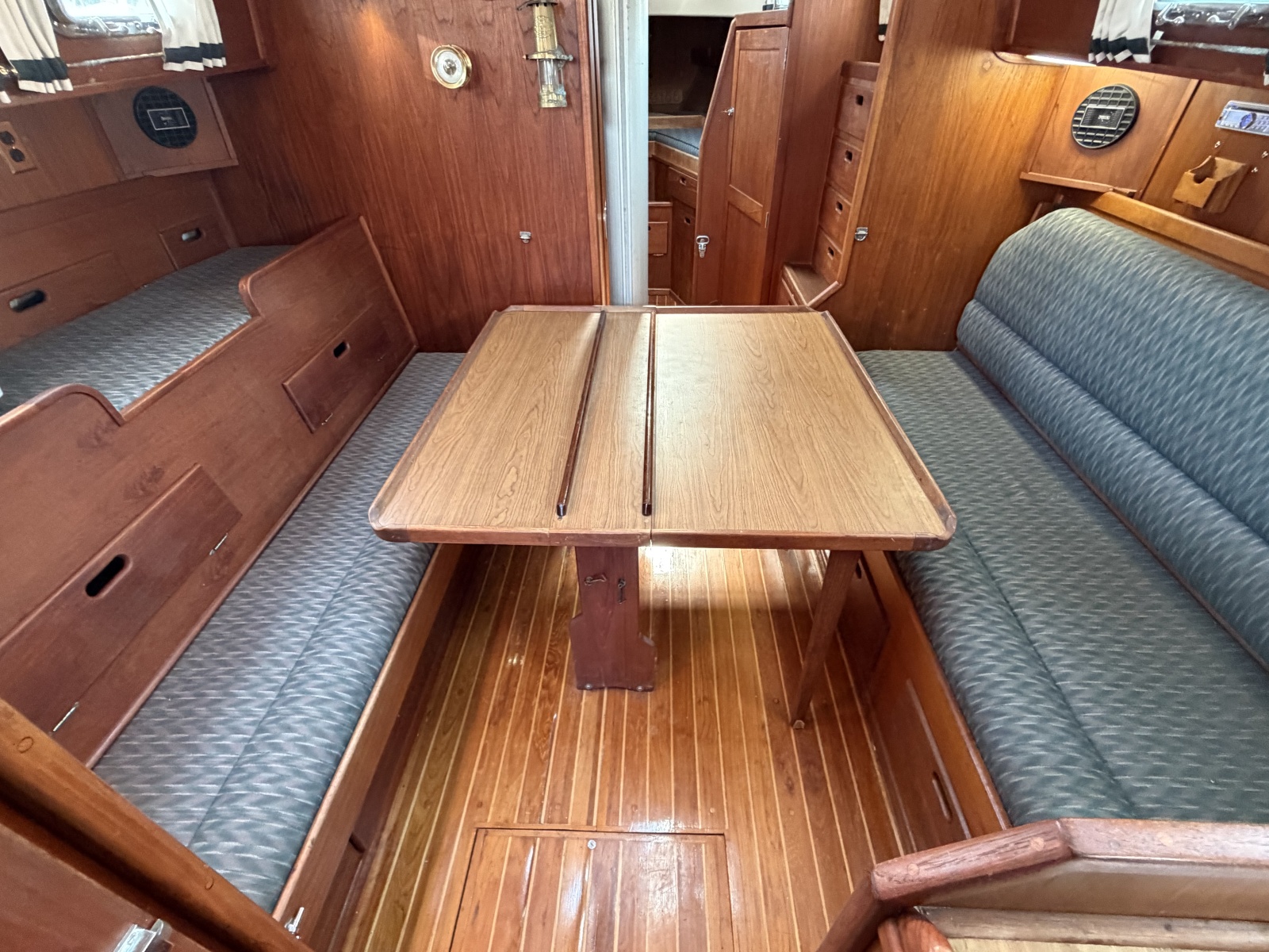 1977 Allied Mistress MKIII