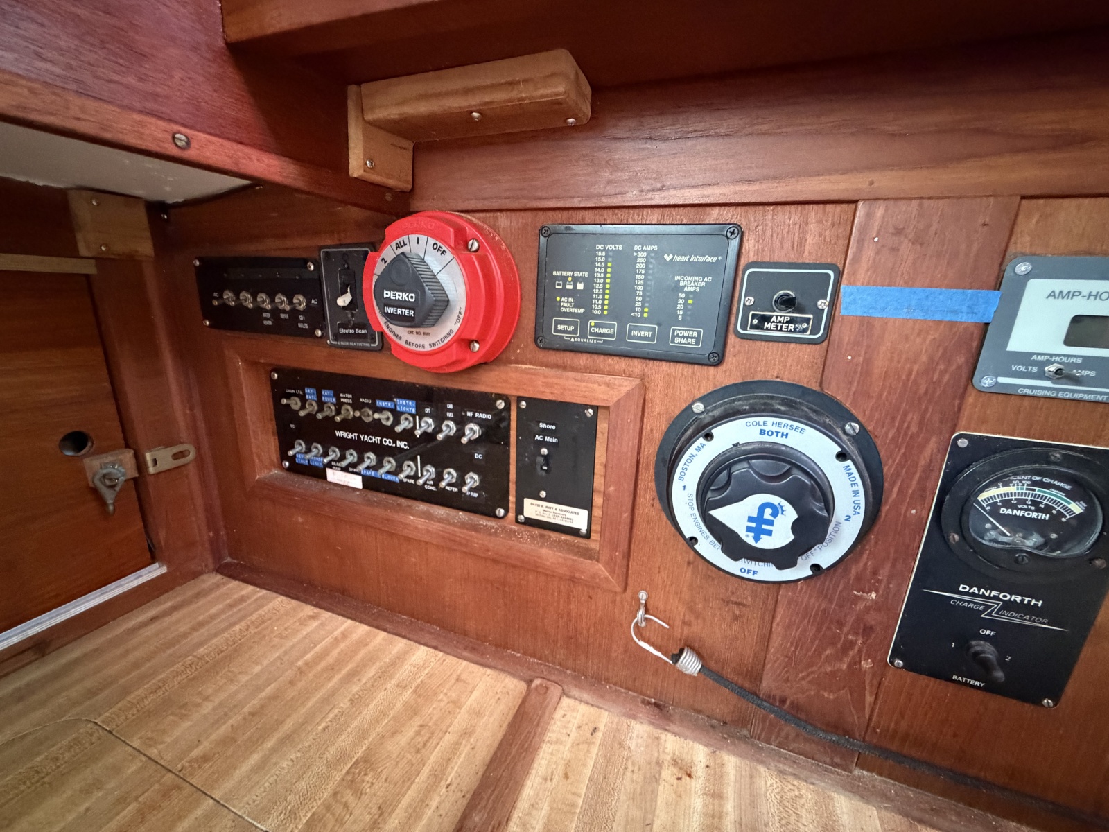 1977 Allied Mistress MKIII