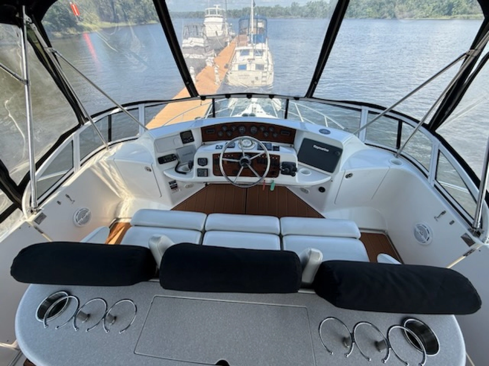 2004 Silverton 43 Motor Yacht 43