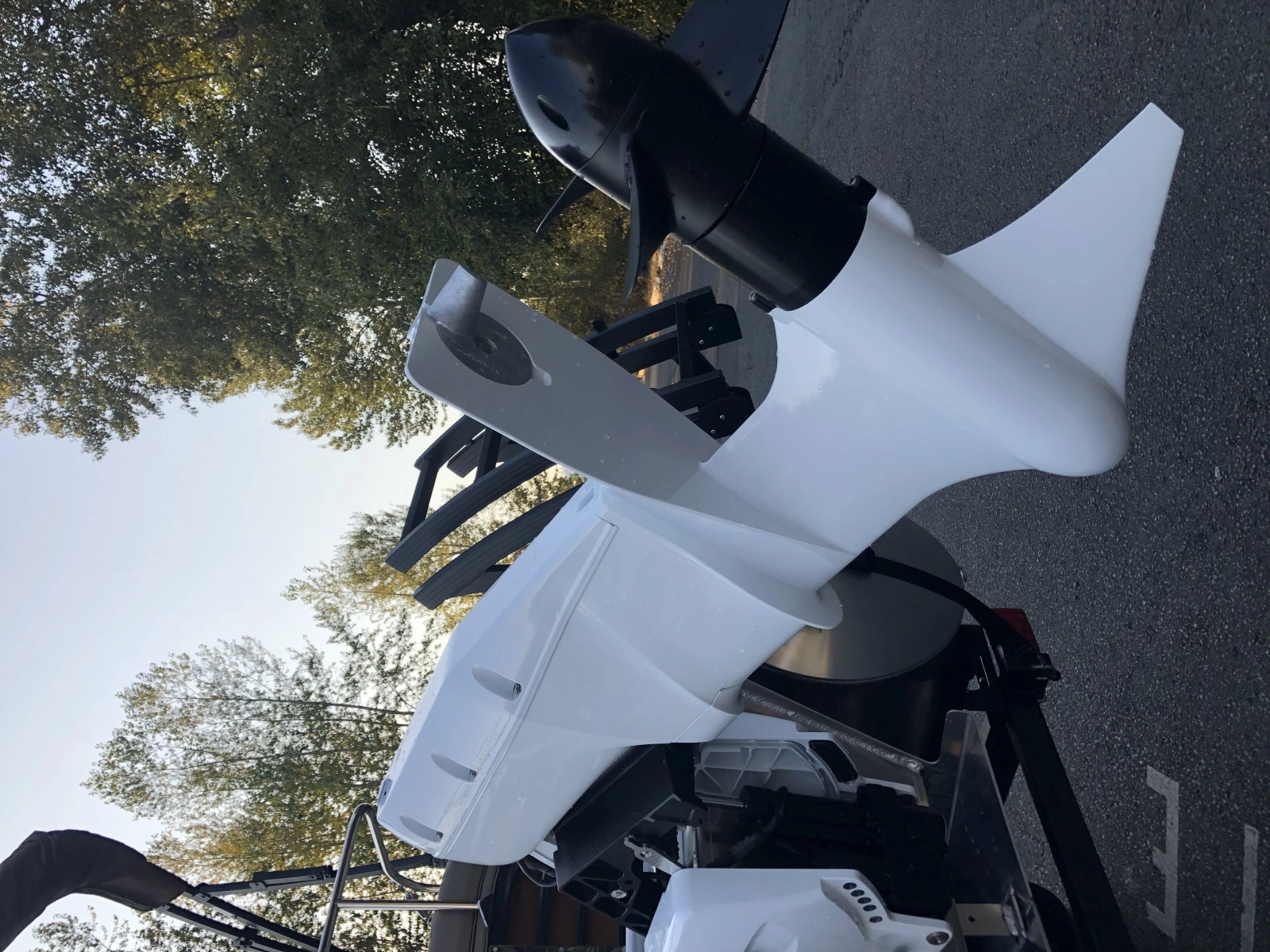 2023 Bennington 22 LSB
