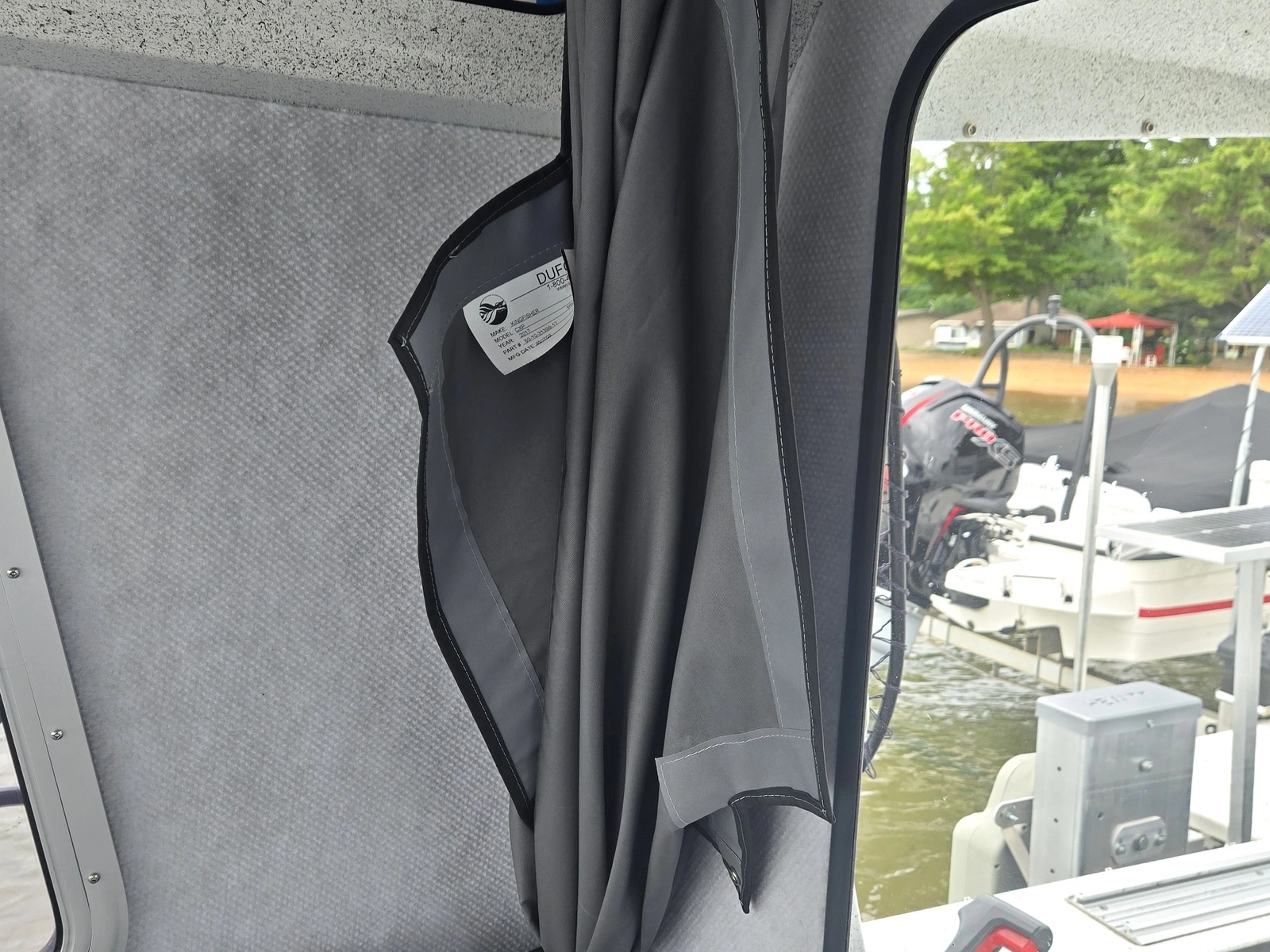 2024 KingFisher 2425 Escape HT