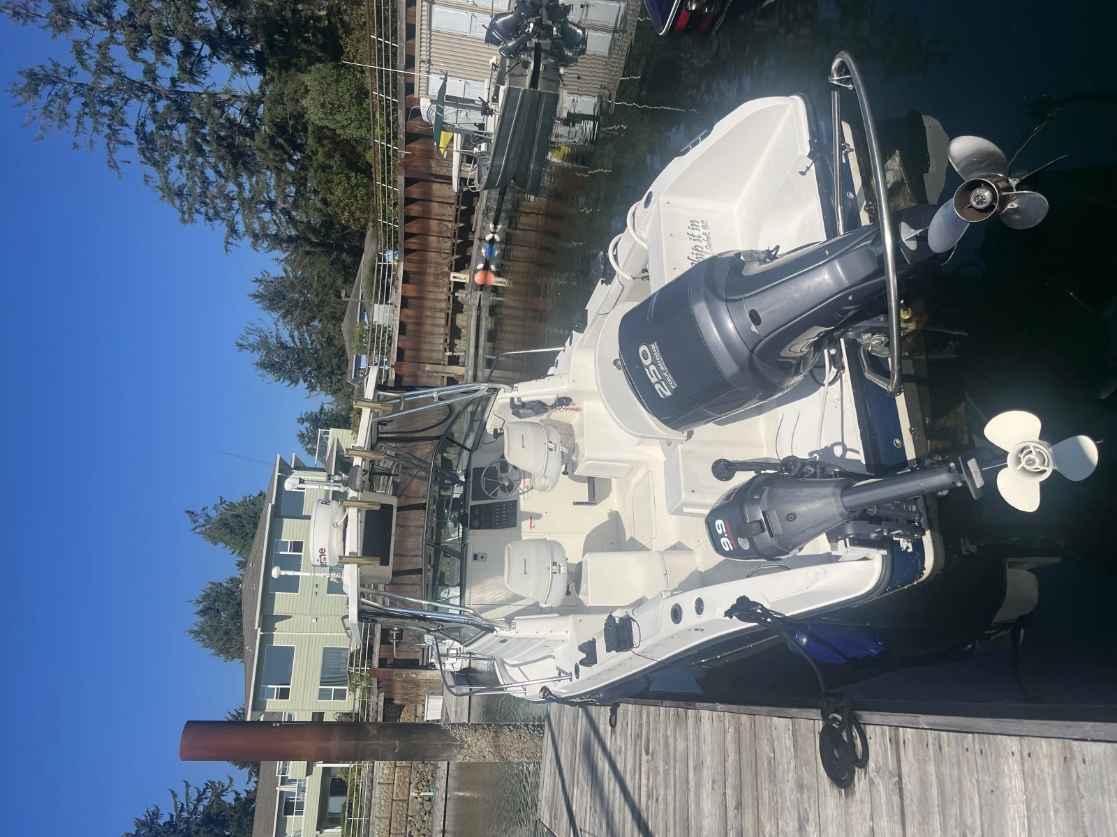 2007 Seaswirl Striper 2301
