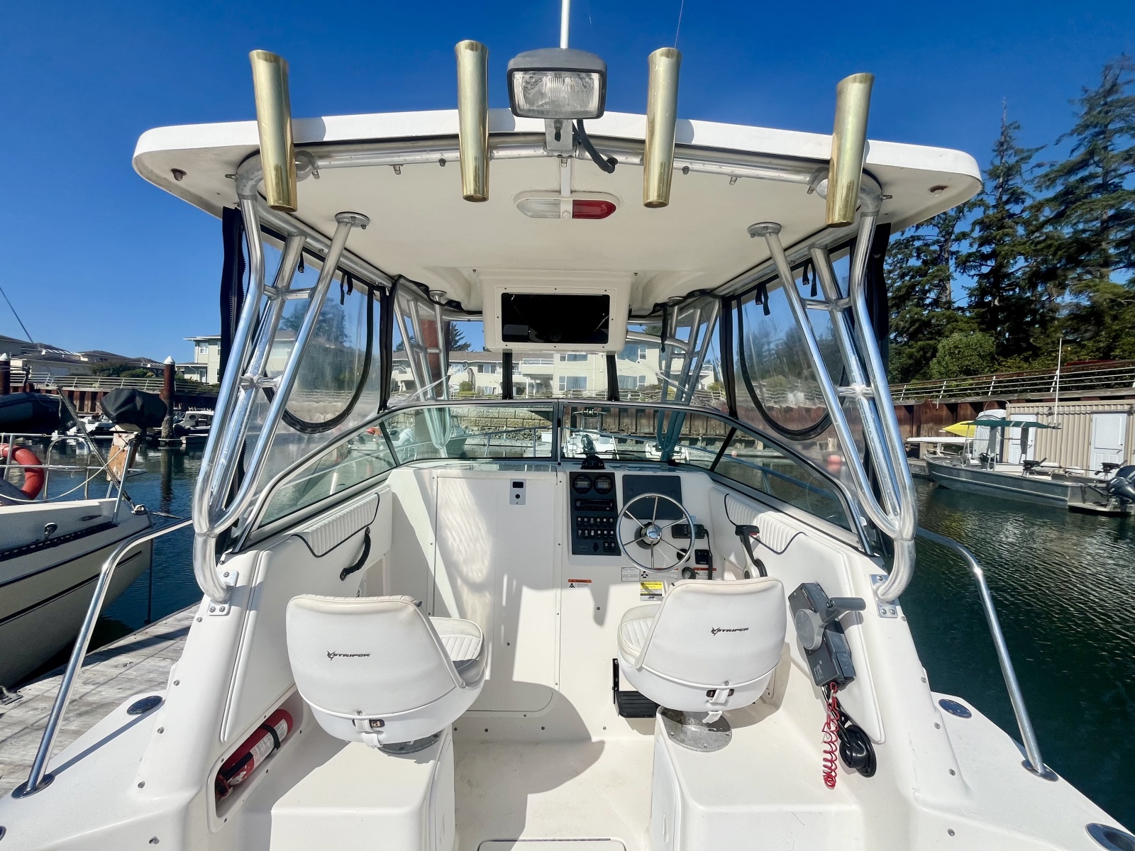 2007 Seaswirl Striper 2301