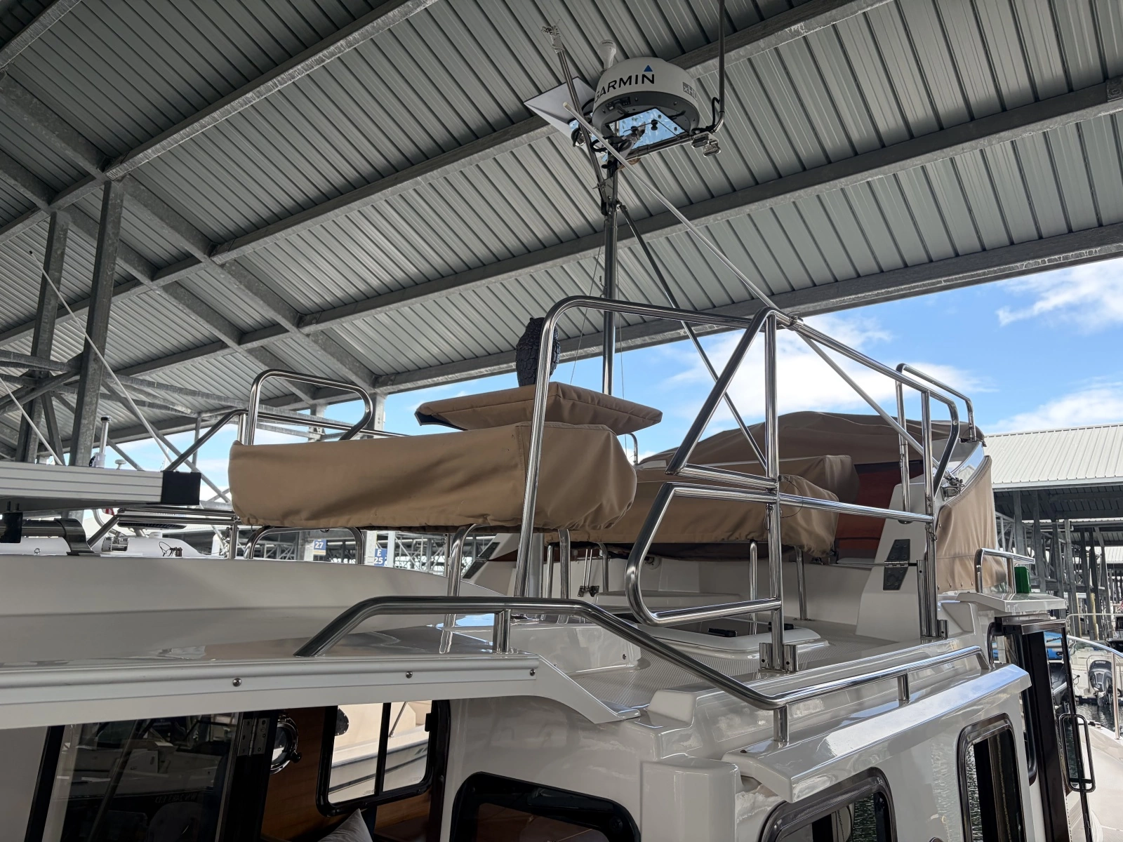 2021 Ranger Tugs R-31 CB