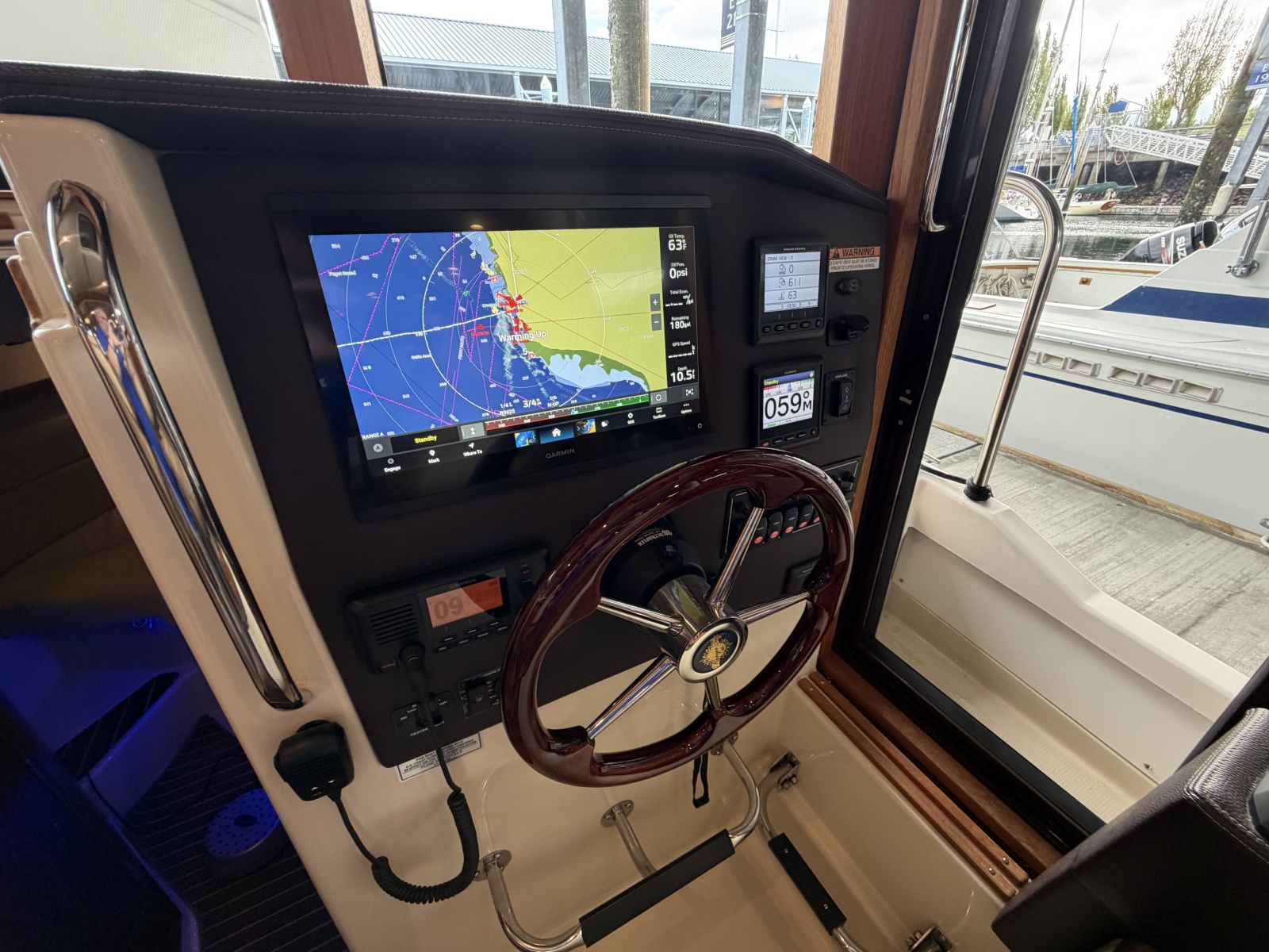 2021 Ranger Tugs R-31 CB