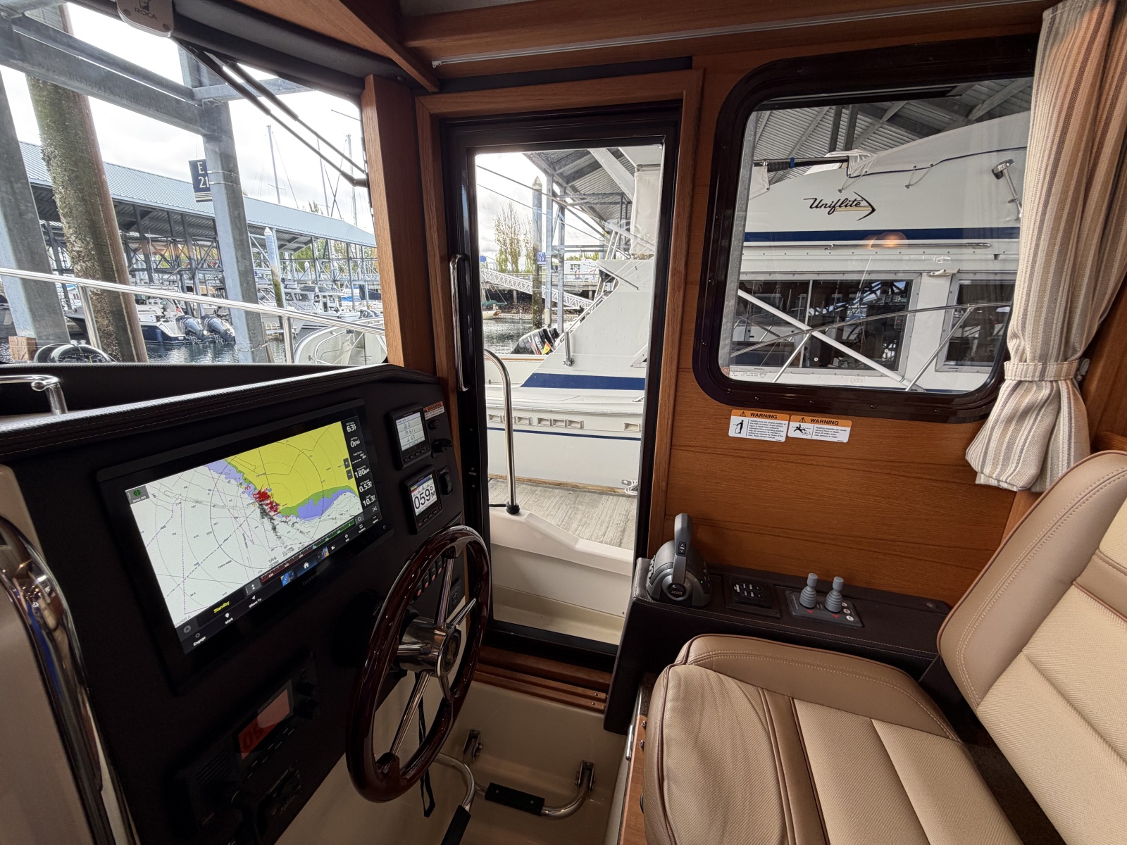 2021 Ranger Tugs R-31 CB