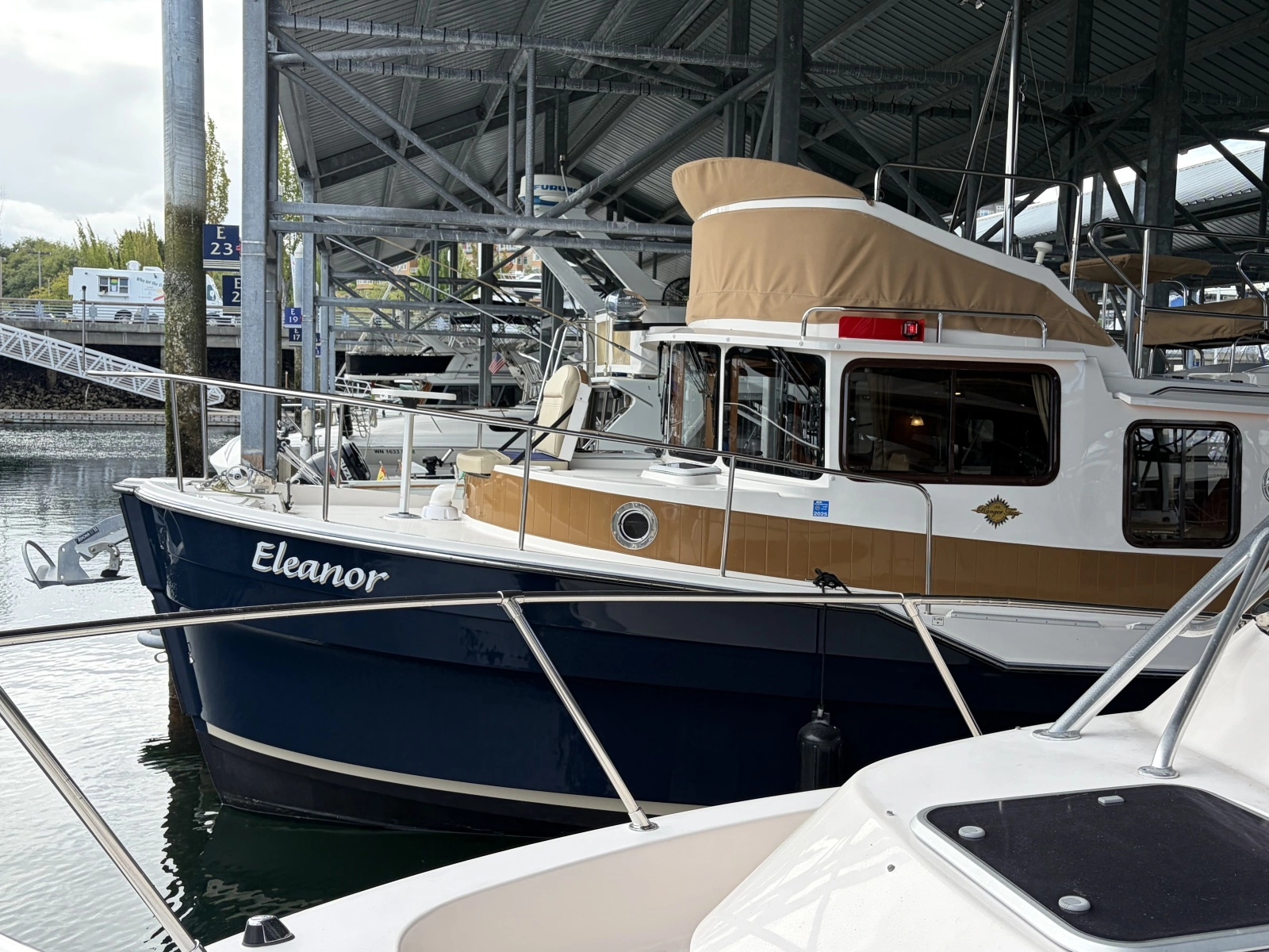 2021 Ranger Tugs R-31 CB
