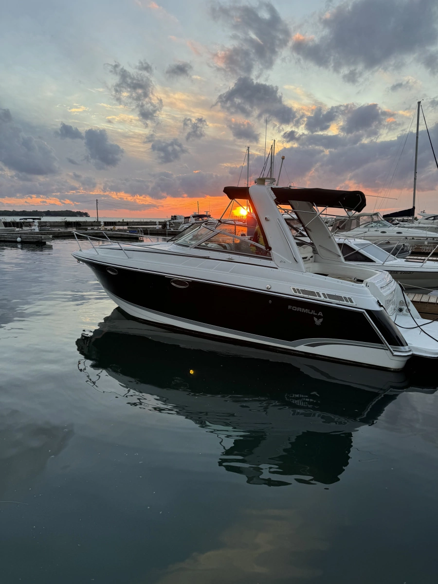 2009 Formula  27 Performance Cruiser