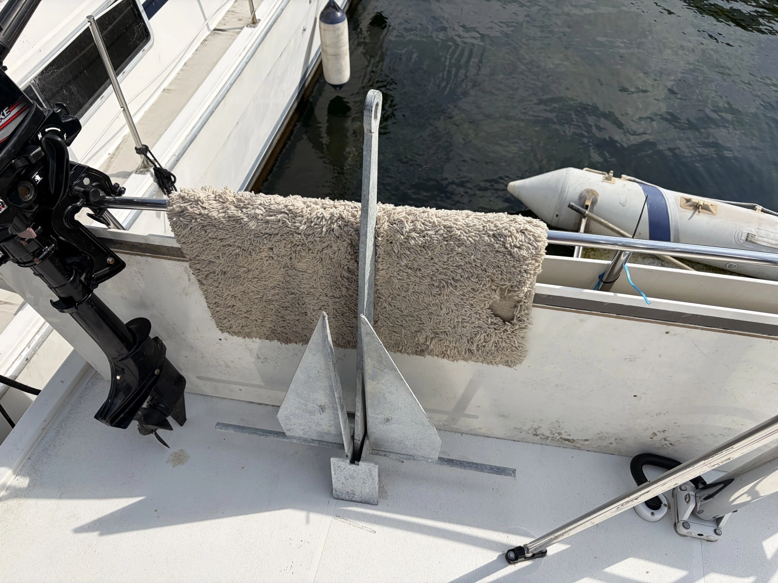 1996 Carver 325 Aft Cabin Motor Yacht