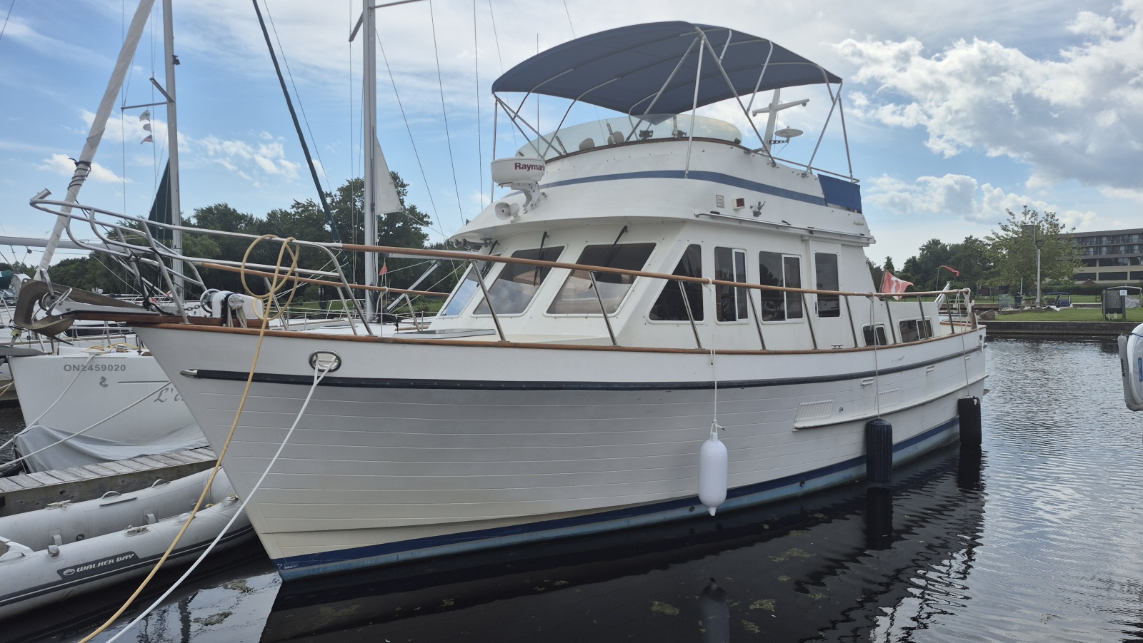 1985 Ocean Alexander  38 Double Cabin