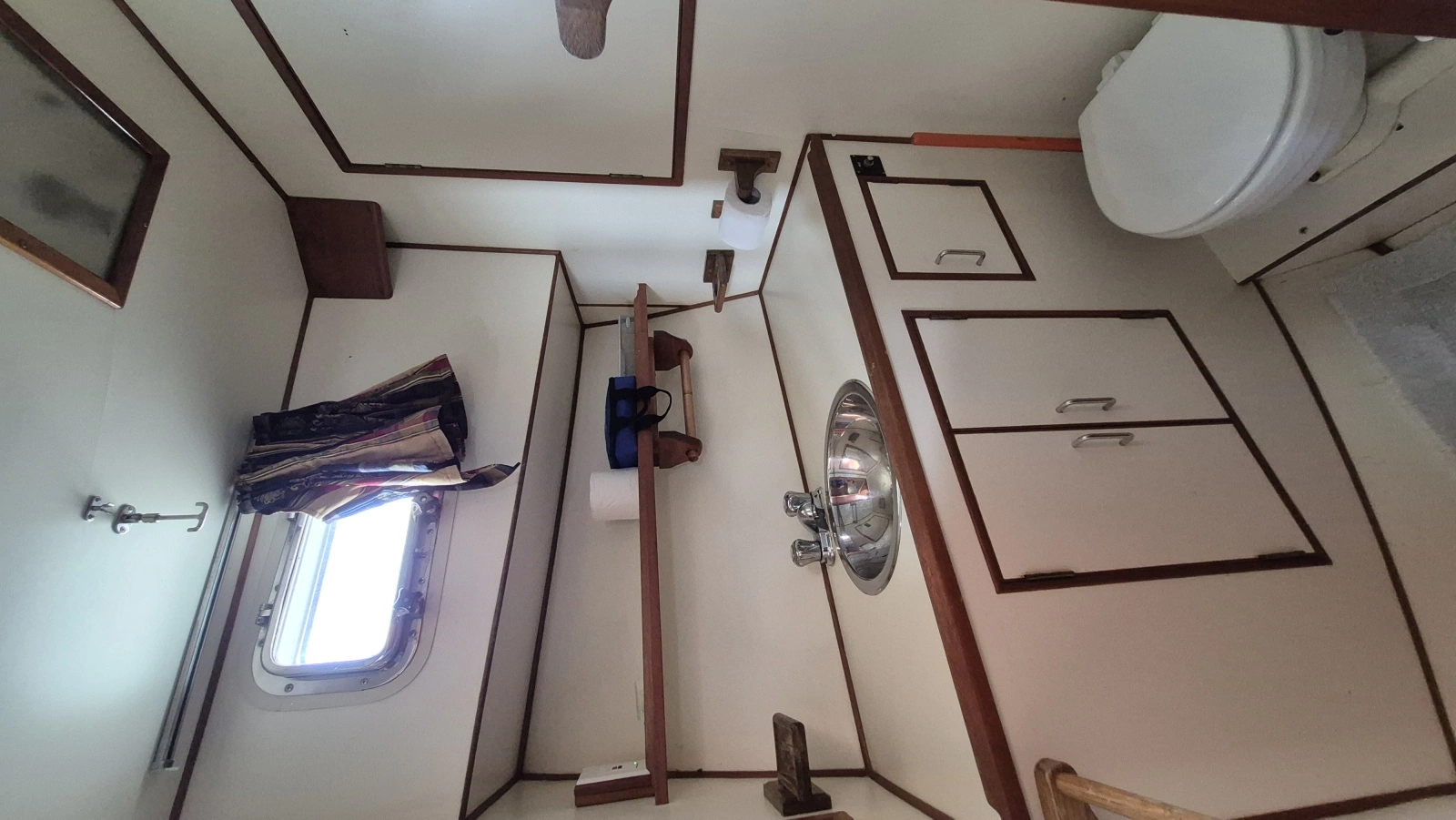 1985 Ocean Alexander  38 Double Cabin