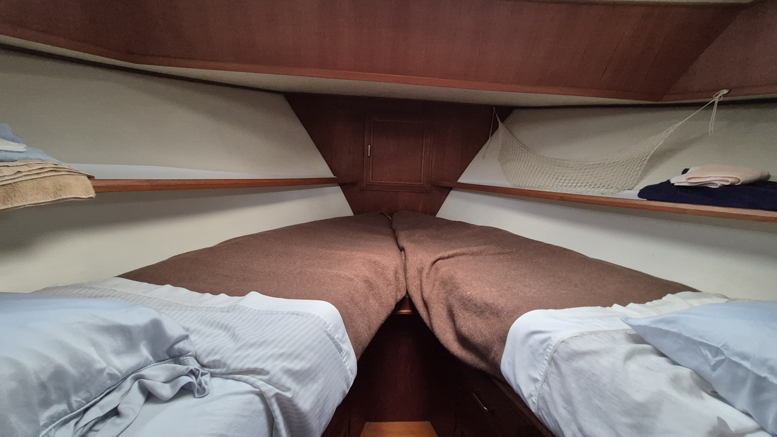1985 Ocean Alexander  38 Double Cabin