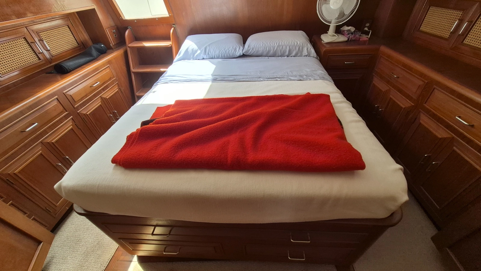 1985 Ocean Alexander  38 Double Cabin