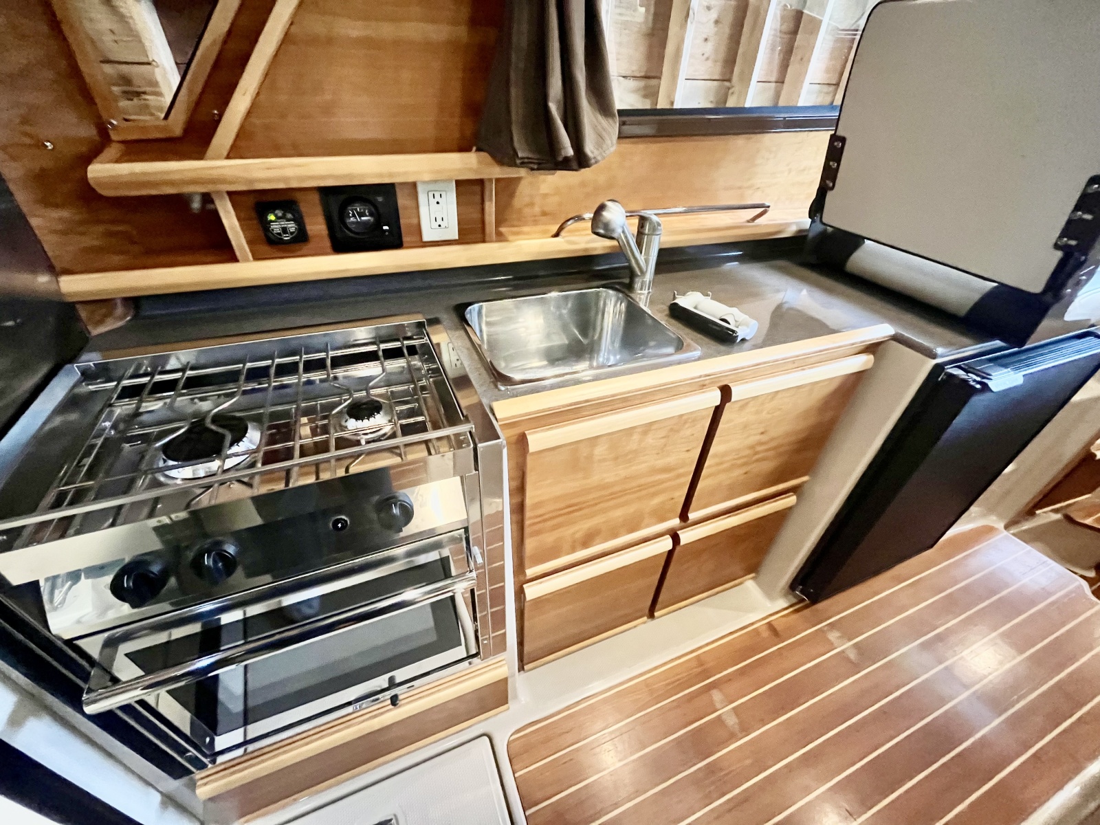 2017 Cutwater C-28