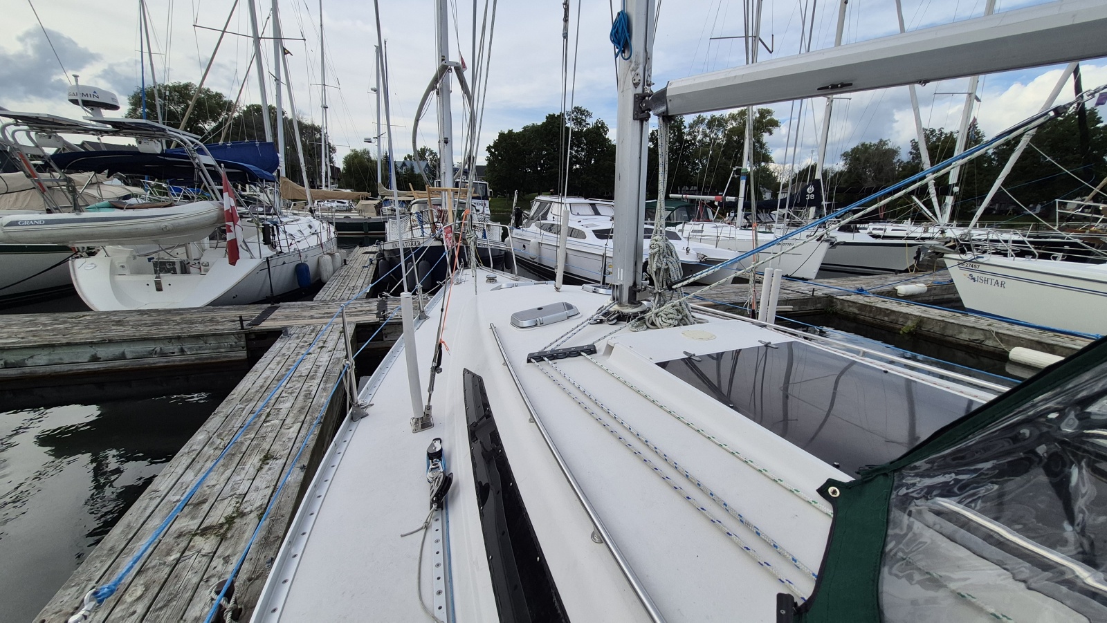 1988 Canadian Sailcraft CS 36 MERLIN