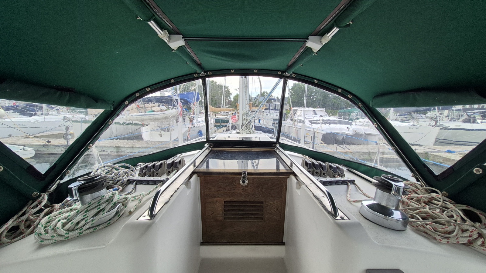 1988 Canadian Sailcraft CS 36 MERLIN