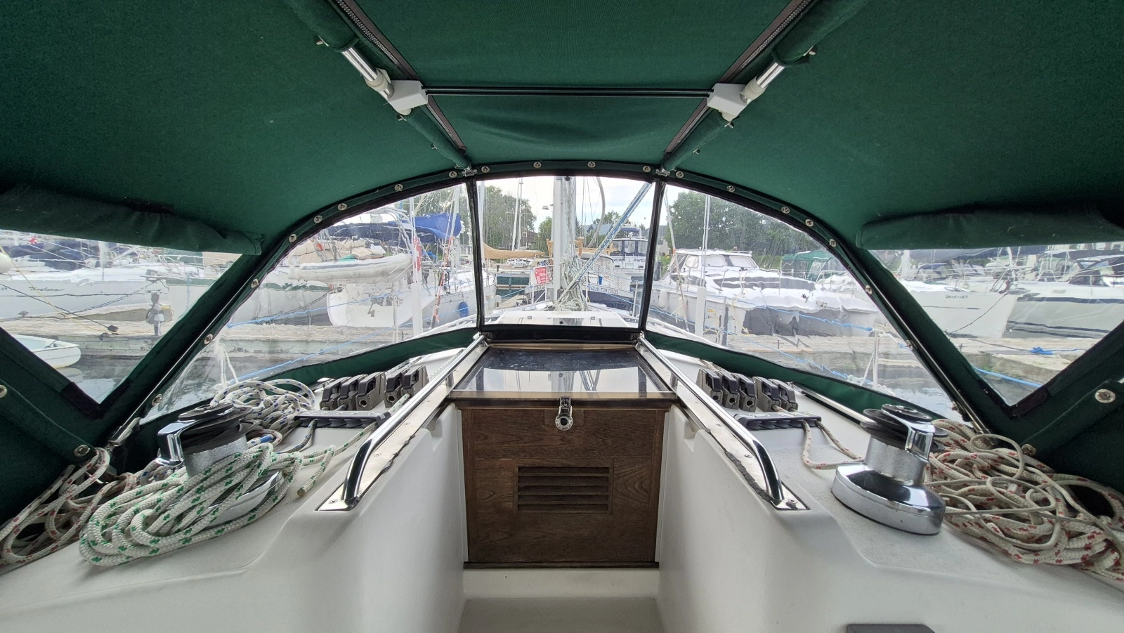 1988 Canadian Sailcraft CS 36 MERLIN