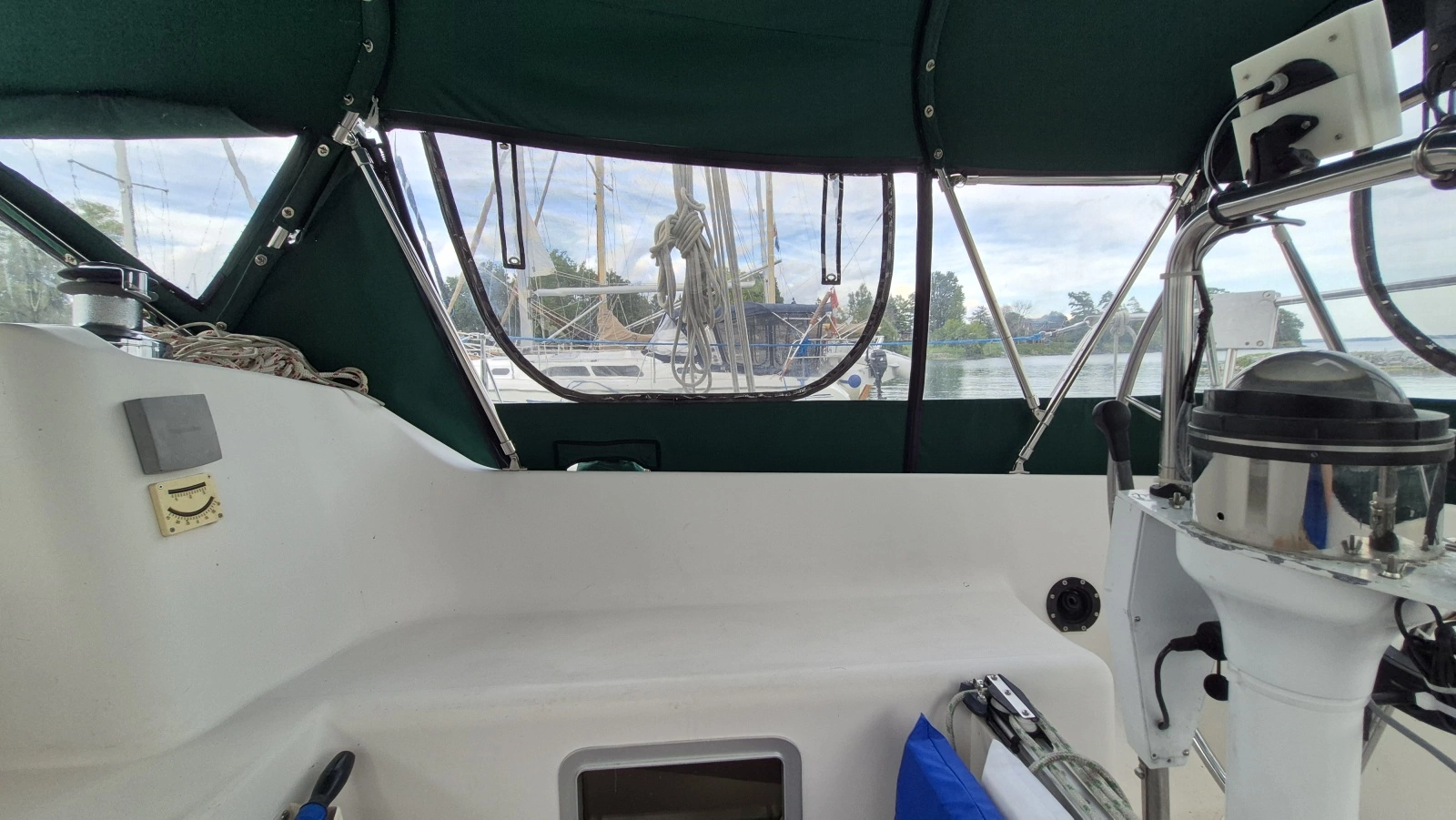 1988 Canadian Sailcraft CS 36 MERLIN