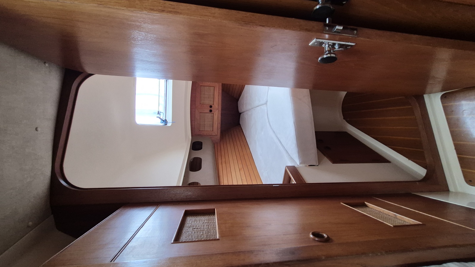 1988 Canadian Sailcraft CS 36 MERLIN