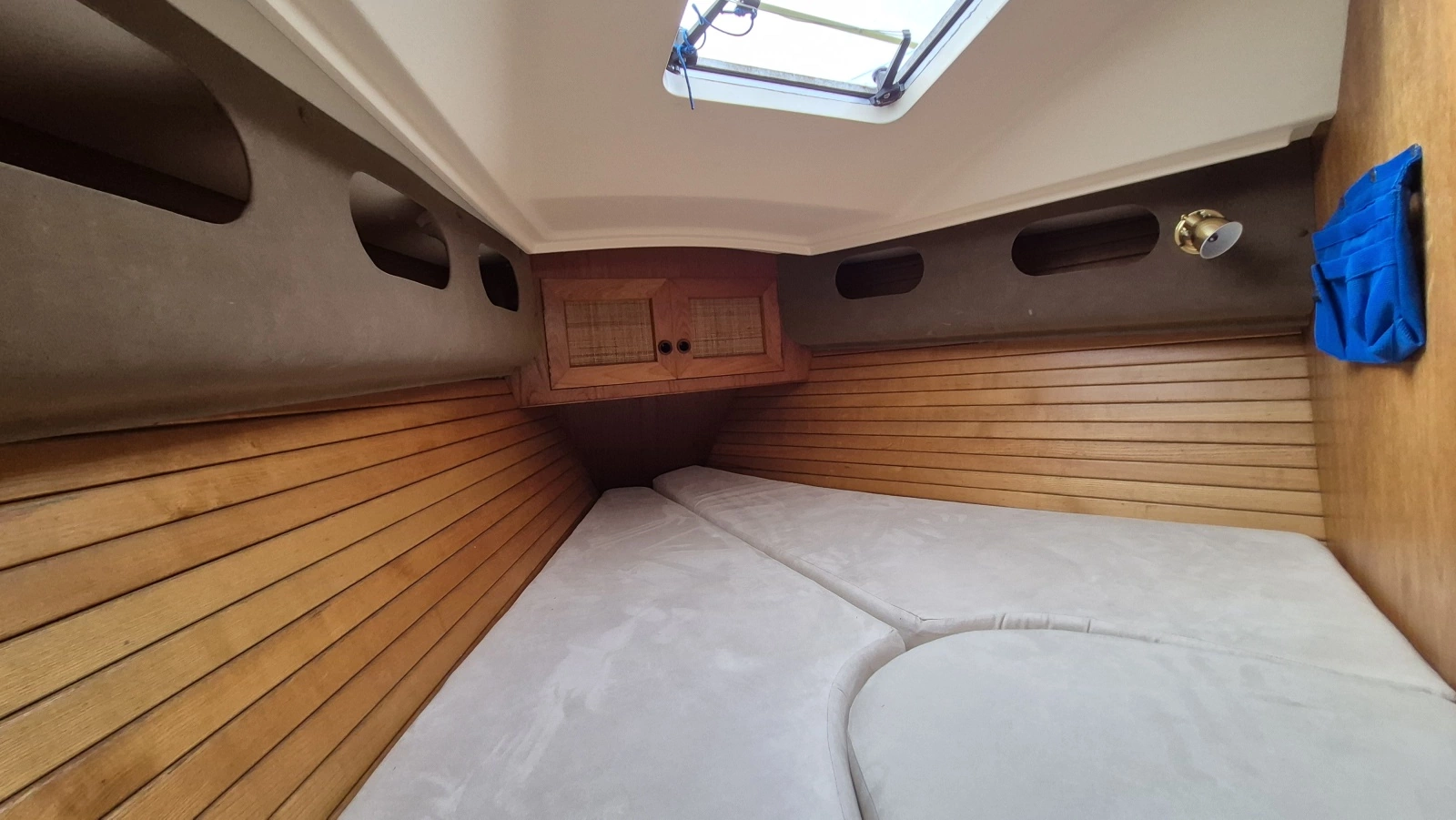 1988 Canadian Sailcraft CS 36 MERLIN
