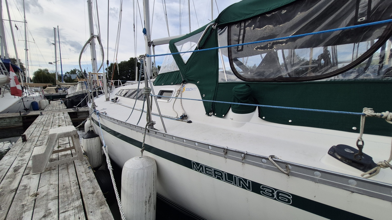 1988 Canadian Sailcraft CS 36 MERLIN