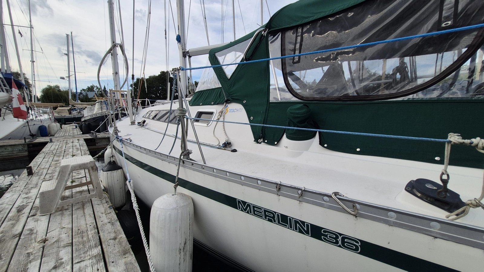 1988 Canadian Sailcraft CS 36 MERLIN