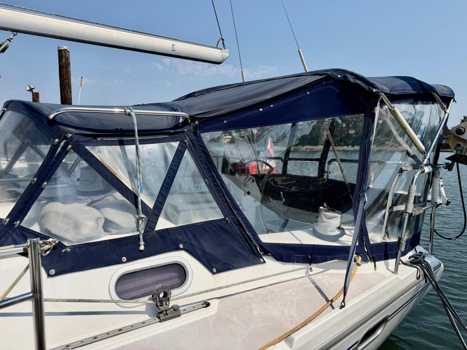 2003 Catalina  350