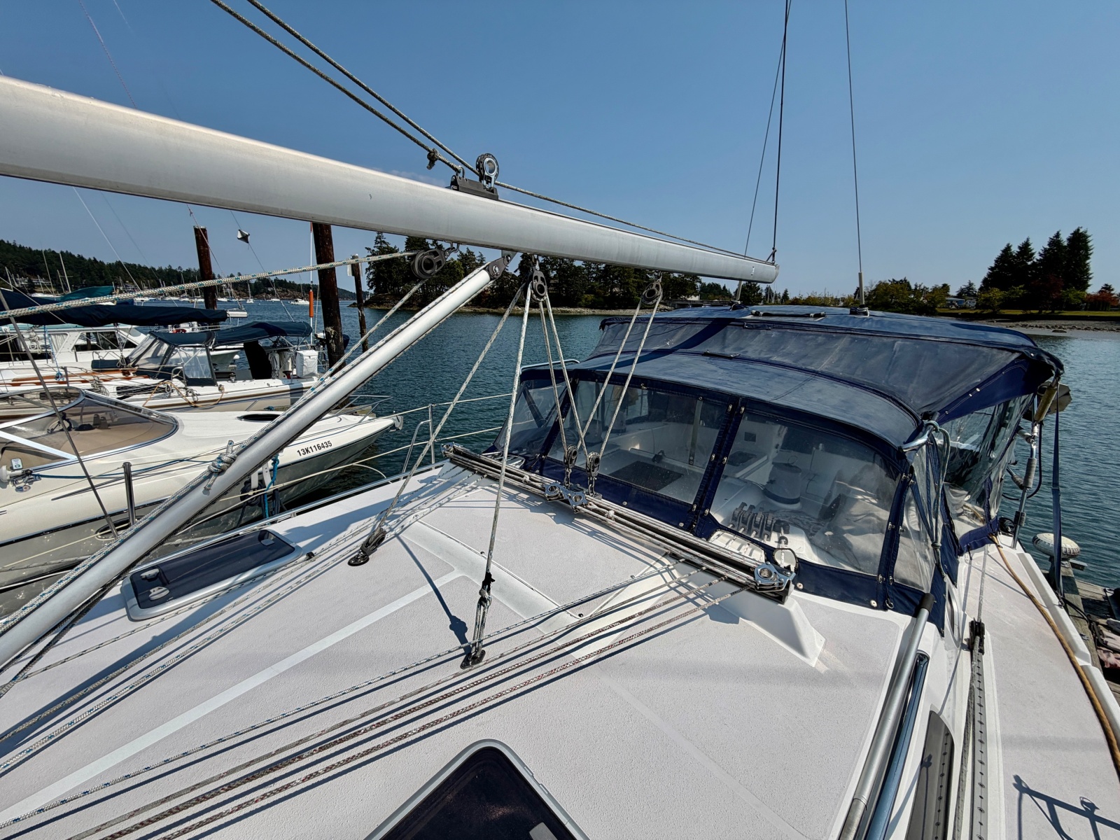 2003 Catalina  350