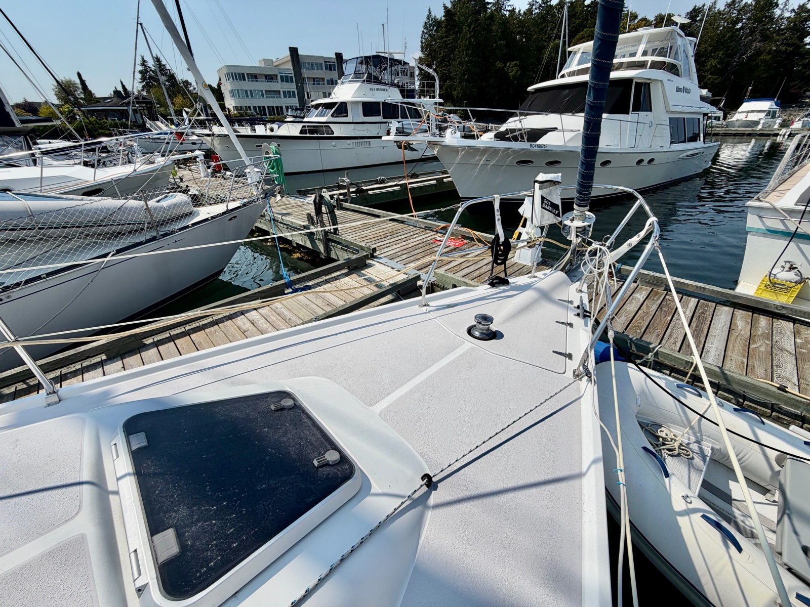 2003 Catalina  350