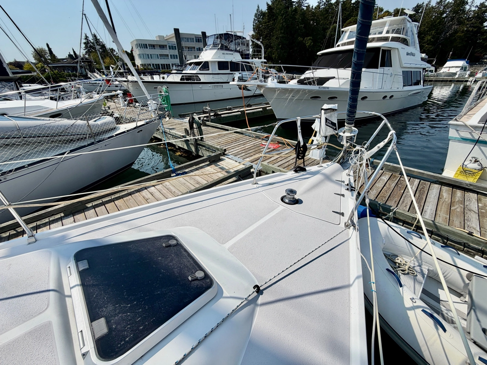 2003 Catalina  350