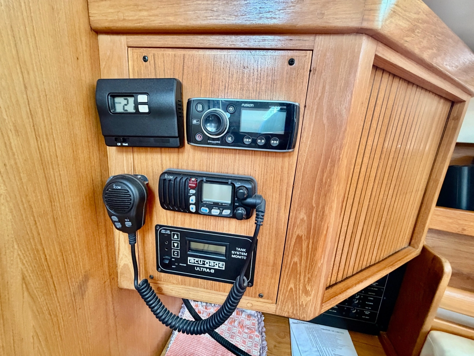 2003 Catalina  350