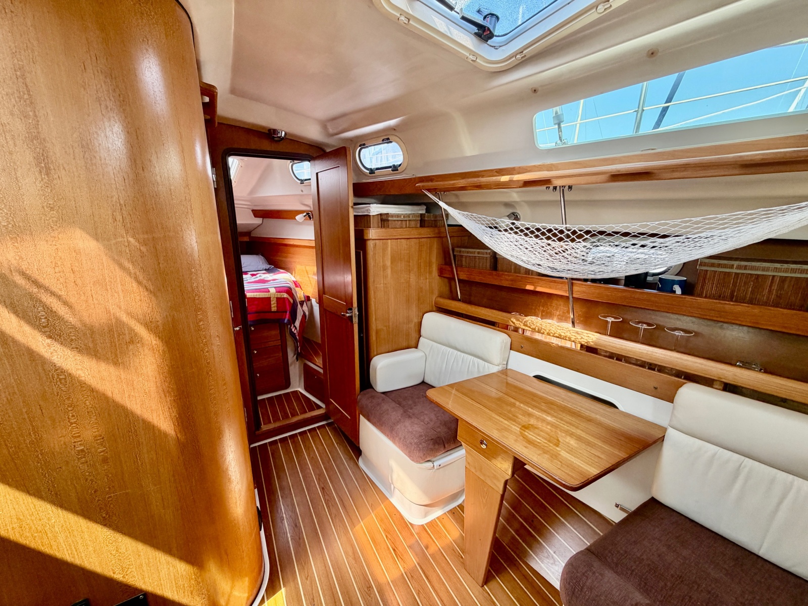 2003 Catalina  350