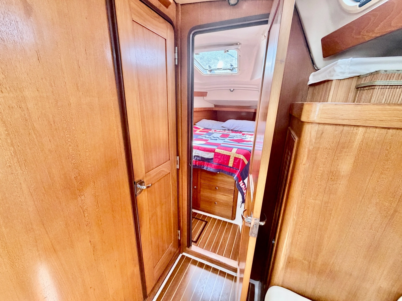 2003 Catalina  350