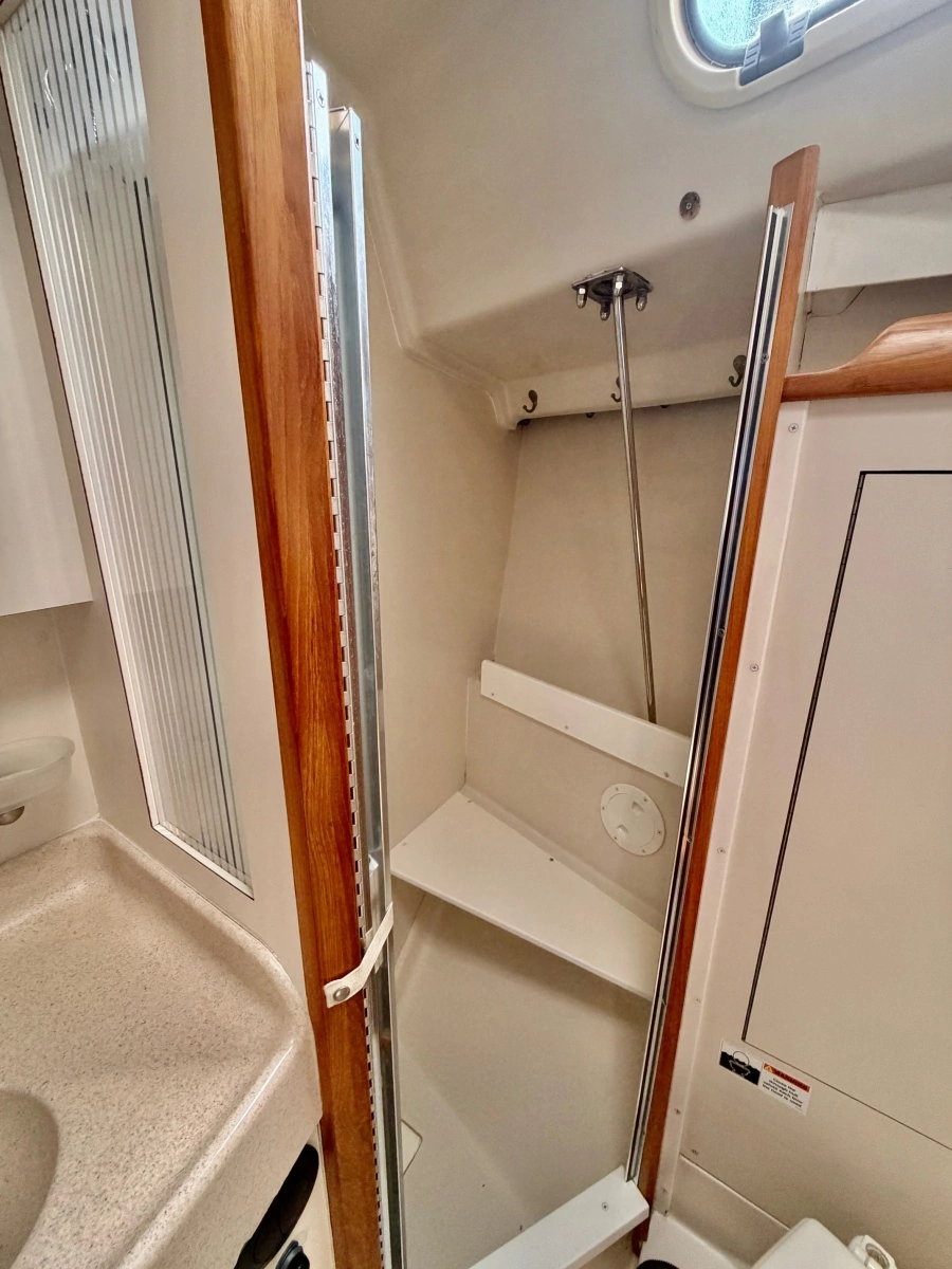2003 Catalina  350