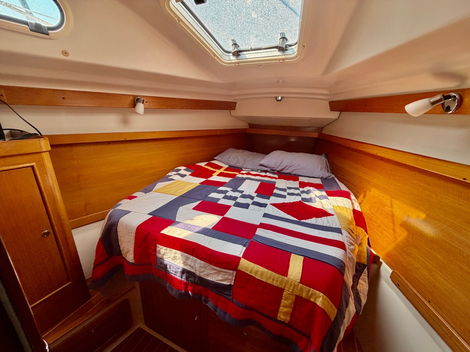 2003 Catalina  350