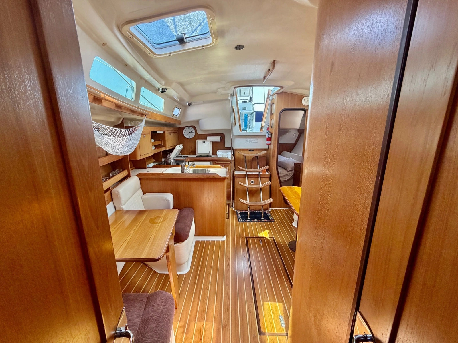 2003 Catalina  350