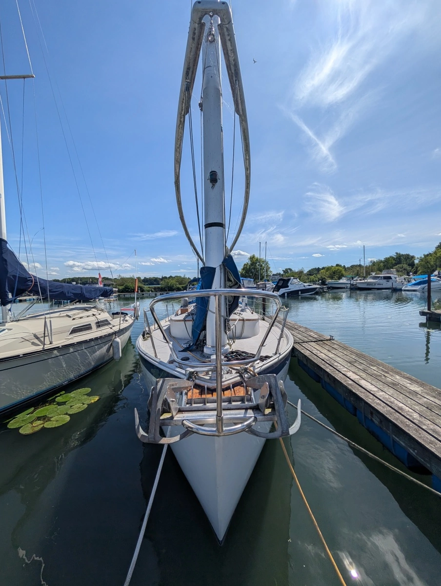 1984 Hinterhoeller Nonsuch 30 Ultra